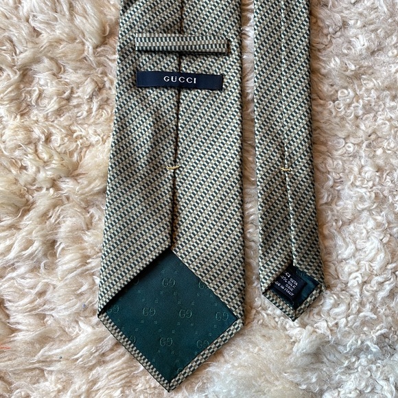 Gucci 100% silk green geometric tie - Picture 2 of 9